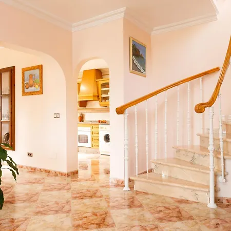 Mangos By Interhome Nerja